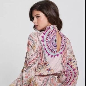 Guess Women's Monique  Mock Neck Blouse Carousel Print Sz S Metallic Threads NWT